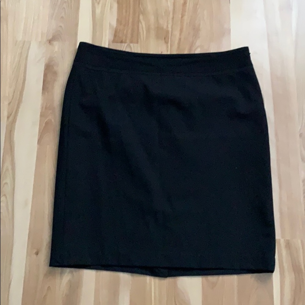 Limited Luxe Black wool pencil skirt